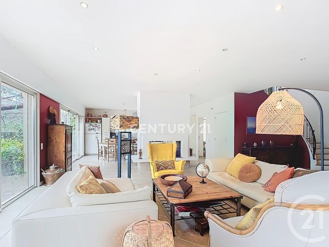 maison à vendre - 8 pièces - 248.0 m2 - AUBAGNE - 13 - PROVENCE-ALPES-COTE-D-AZUR - Century 21 Agence Beaumond