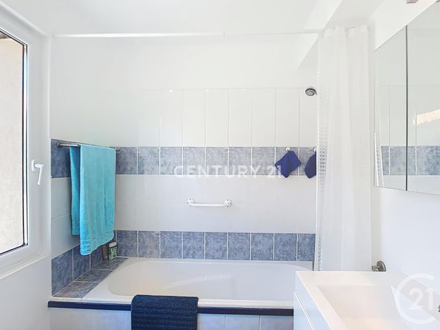 Appartement à vendre - 4 pièces - 114.79 m2 - CASSIS - 13 - PROVENCE-ALPES-COTE-D-AZUR - Century 21 Agence Beaumond