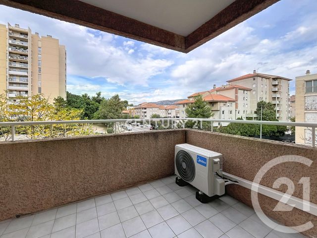 Appartement T1 à louer - 1 pièce - 38.85 m2 - AUBAGNE - 13 - PROVENCE-ALPES-COTE-D-AZUR - Century 21 Agence Beaumond