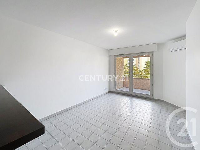 Appartement T1 à louer - 1 pièce - 38.85 m2 - AUBAGNE - 13 - PROVENCE-ALPES-COTE-D-AZUR - Century 21 Agence Beaumond