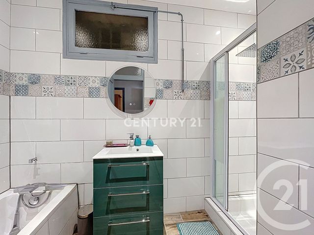 Appartement F3 à vendre - 4 pièces - 92.11 m2 - AUBAGNE - 13 - PROVENCE-ALPES-COTE-D-AZUR - Century 21 Agence Beaumond