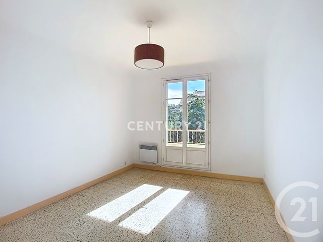 Appartement F3 à vendre - 4 pièces - 72.67 m2 - AUBAGNE - 13 - PROVENCE-ALPES-COTE-D-AZUR - Century 21 Agence Beaumond