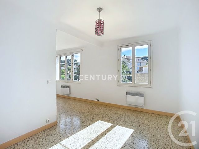 Appartement F3 à vendre - 4 pièces - 72.67 m2 - AUBAGNE - 13 - PROVENCE-ALPES-COTE-D-AZUR - Century 21 Agence Beaumond