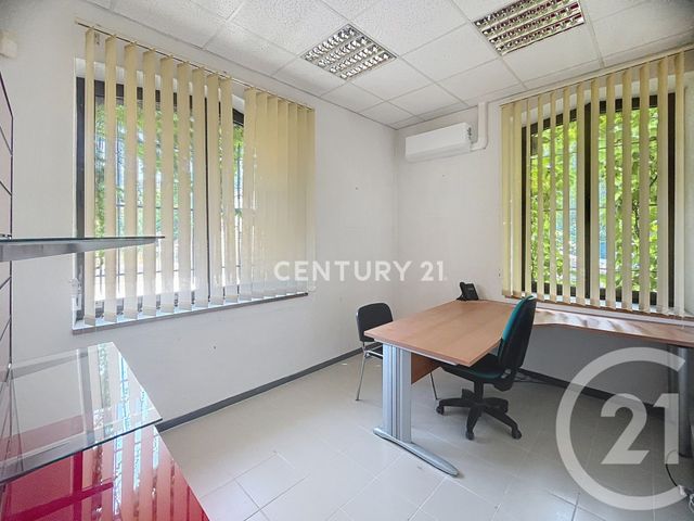 commerce à louer - 272.0 m2 - AUBAGNE - 13 - PROVENCE-ALPES-COTE-D-AZUR - Century 21 Agence Beaumond