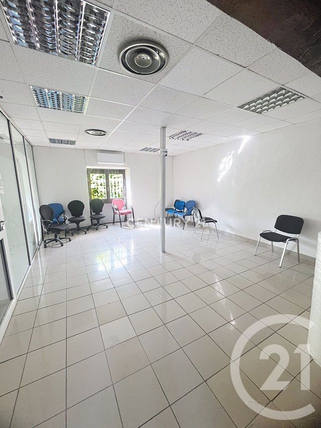 commerce à louer - 272.0 m2 - AUBAGNE - 13 - PROVENCE-ALPES-COTE-D-AZUR - Century 21 Agence Beaumond