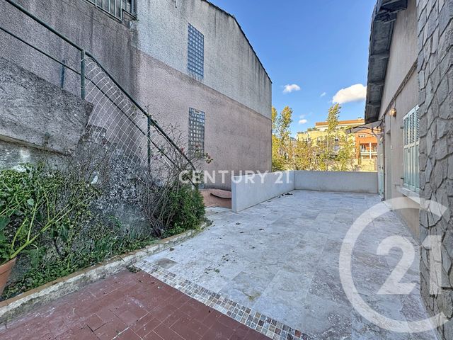 Appartement T4 à louer - 4 pièces - 90.82 m2 - AUBAGNE - 13 - PROVENCE-ALPES-COTE-D-AZUR - Century 21 Agence Beaumond