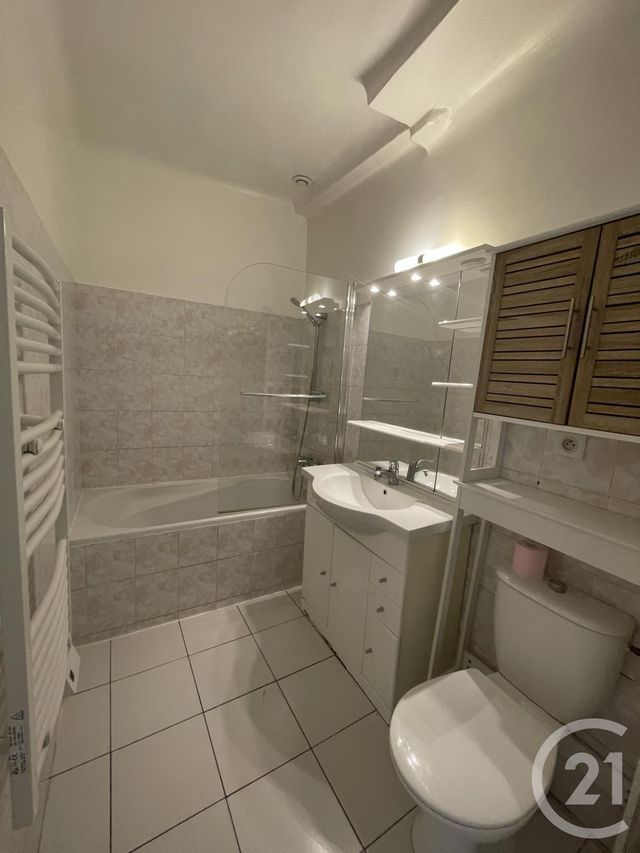 maison à louer - 3 pièces - 70.37 m2 - CUGES LES PINS - 13 - PROVENCE-ALPES-COTE-D-AZUR - Century 21 Agence Beaumond