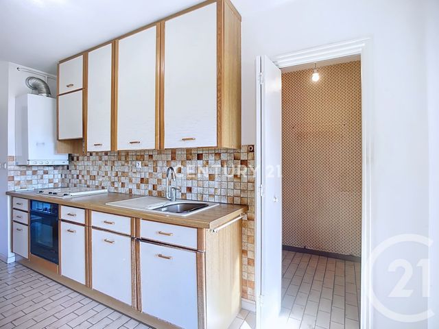Appartement F3 à vendre - 3 pièces - 72.0 m2 - AUBAGNE - 13 - PROVENCE-ALPES-COTE-D-AZUR - Century 21 Agence Beaumond