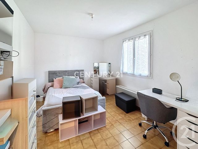 Appartement T2 à louer - 2 pièces - 62.7 m2 - AUBAGNE - 13 - PROVENCE-ALPES-COTE-D-AZUR - Century 21 Agence Beaumond