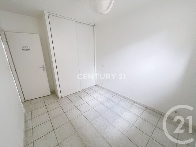 Appartement T2 à louer - 2 pièces - 35.77 m2 - AUBAGNE - 13 - PROVENCE-ALPES-COTE-D-AZUR - Century 21 Agence Beaumond