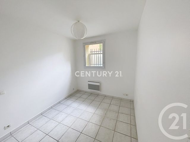 Appartement T2 à louer - 2 pièces - 35.77 m2 - AUBAGNE - 13 - PROVENCE-ALPES-COTE-D-AZUR - Century 21 Agence Beaumond