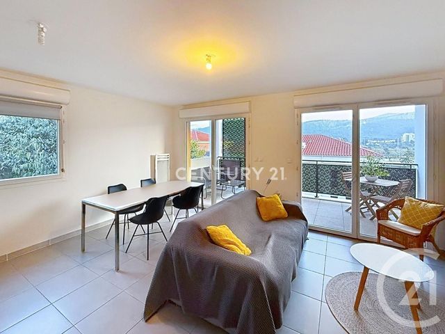 Appartement F3 à vendre - 3 pièces - 64.2 m2 - MARSEILLE - 13011 - PROVENCE-ALPES-COTE-D-AZUR - Century 21 Agence Beaumond