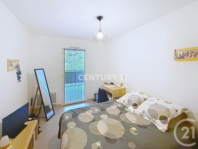 Appartement F3 à vendre - 3 pièces - 64.2 m2 - MARSEILLE - 13011 - PROVENCE-ALPES-COTE-D-AZUR - Century 21 Agence Beaumond