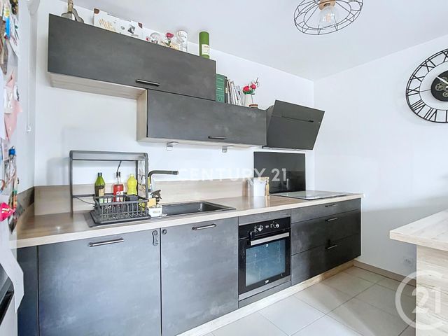 Appartement F3 à vendre - 3 pièces - 60.0 m2 - LA PENNE SUR HUVEAUNE - 13 - PROVENCE-ALPES-COTE-D-AZUR - Century 21 Agence Beaumond