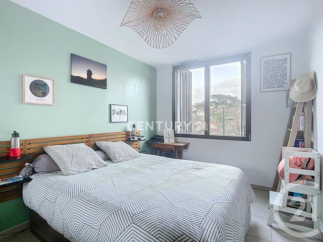 Appartement F3 à vendre - 3 pièces - 60.0 m2 - LA PENNE SUR HUVEAUNE - 13 - PROVENCE-ALPES-COTE-D-AZUR - Century 21 Agence Beaumond