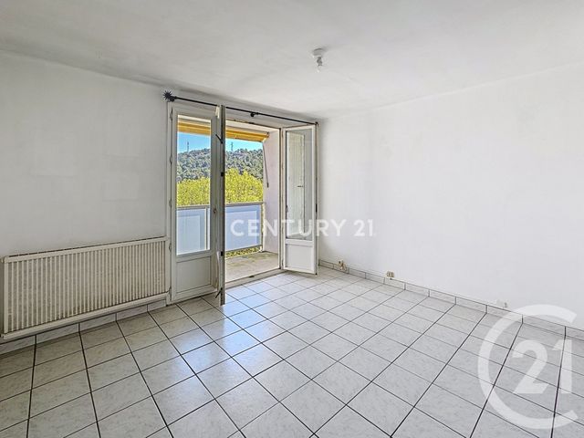 Appartement T3 à louer - 3 pièces - 59.32 m2 - CARNOUX EN PROVENCE - 13 - PROVENCE-ALPES-COTE-D-AZUR - Century 21 Agence Beaumond