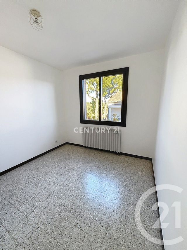 Afficher la photo en grand maison à louer - 3 pièces - 68.12 m2 - CARNOUX EN PROVENCE - 13 - PROVENCE-ALPES-COTE-D-AZUR - Century 21 Agence Beaumond