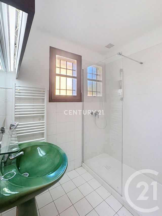 maison à louer - 4 pièces - 167.79 m2 - AUBAGNE - 13 - PROVENCE-ALPES-COTE-D-AZUR - Century 21 Agence Beaumond