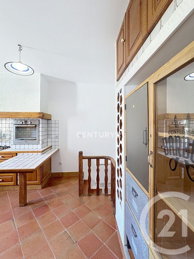 maison à louer - 4 pièces - 167.79 m2 - AUBAGNE - 13 - PROVENCE-ALPES-COTE-D-AZUR - Century 21 Agence Beaumond