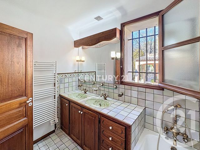 maison à louer - 4 pièces - 167.79 m2 - AUBAGNE - 13 - PROVENCE-ALPES-COTE-D-AZUR - Century 21 Agence Beaumond