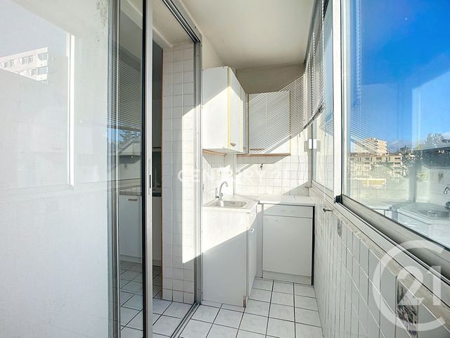 Appartement T3 à vendre - 3 pièces - 55.41 m2 - AUBAGNE - 13 - PROVENCE-ALPES-COTE-D-AZUR - Century 21 Agence Beaumond