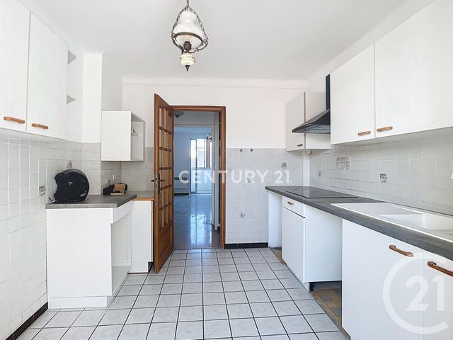 Appartement T3 à vendre - 3 pièces - 55.41 m2 - AUBAGNE - 13 - PROVENCE-ALPES-COTE-D-AZUR - Century 21 Agence Beaumond