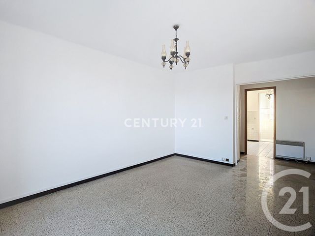 Appartement T3 à vendre - 3 pièces - 55.41 m2 - AUBAGNE - 13 - PROVENCE-ALPES-COTE-D-AZUR - Century 21 Agence Beaumond
