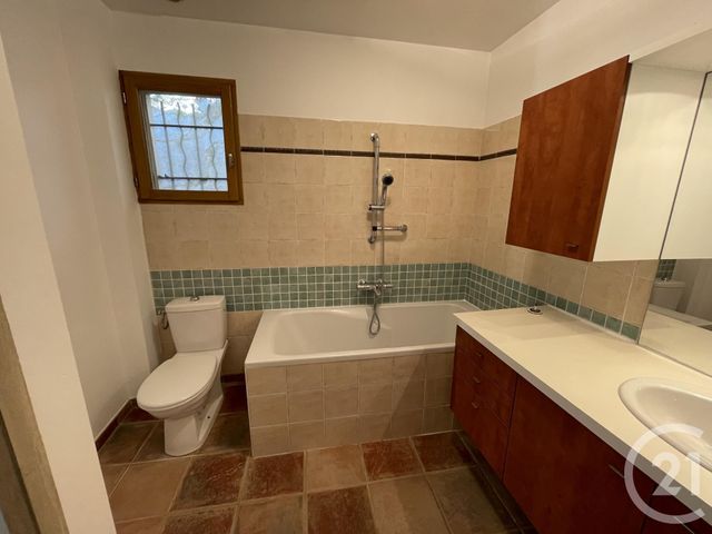 maison à louer - 4 pièces - 94.05 m2 - CUGES LES PINS - 13 - PROVENCE-ALPES-COTE-D-AZUR - Century 21 Agence Beaumond