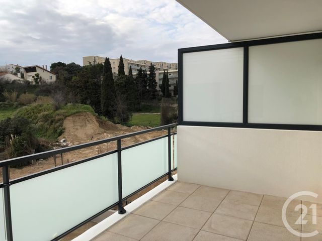 Appartement T3 à louer - 3 pièces - 60.68 m2 - MARSEILLE - 13011 - PROVENCE-ALPES-COTE-D-AZUR - Century 21 Agence Beaumond