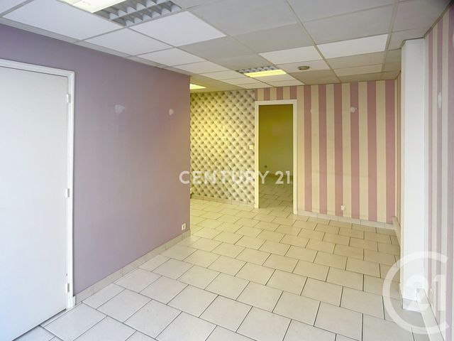 commerce à louer - 43.18 m2 - LA PENNE SUR HUVEAUNE - 13 - PROVENCE-ALPES-COTE-D-AZUR - Century 21 Agence Beaumond