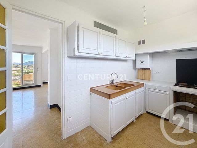Appartement F3 à louer - 3 pièces - 63.53 m2 - AUBAGNE - 13 - PROVENCE-ALPES-COTE-D-AZUR - Century 21 Agence Beaumond