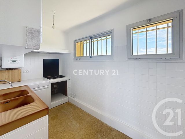 Appartement F3 à louer - 3 pièces - 63.53 m2 - AUBAGNE - 13 - PROVENCE-ALPES-COTE-D-AZUR - Century 21 Agence Beaumond