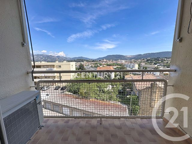 Appartement F3 à louer - 3 pièces - 63.53 m2 - AUBAGNE - 13 - PROVENCE-ALPES-COTE-D-AZUR - Century 21 Agence Beaumond