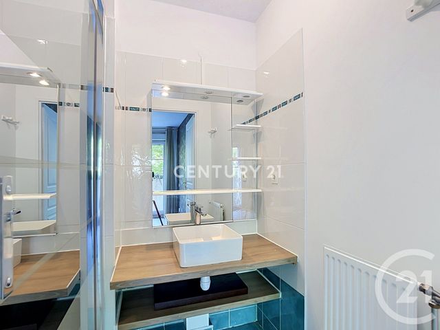 Appartement F4 à vendre - 4 pièces - 80.06 m2 - AUBAGNE - 13 - PROVENCE-ALPES-COTE-D-AZUR - Century 21 Agence Beaumond