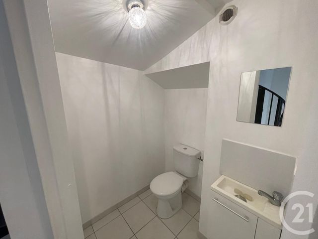 Appartement T2 à louer - 2 pièces - 42.11 m2 - AUBAGNE - 13 - PROVENCE-ALPES-COTE-D-AZUR - Century 21 Agence Beaumond