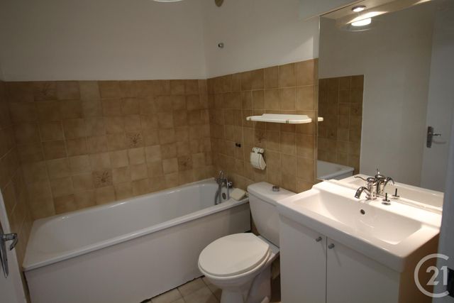 Appartement Studio à louer - 1 pièce - 27.09 m2 - AUBAGNE - 13 - PROVENCE-ALPES-COTE-D-AZUR - Century 21 Agence Beaumond