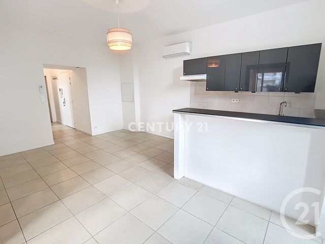 Appartement T2 à louer - 2 pièces - 37.92 m2 - LA CIOTAT - 13 - PROVENCE-ALPES-COTE-D-AZUR - Century 21 Agence Beaumond