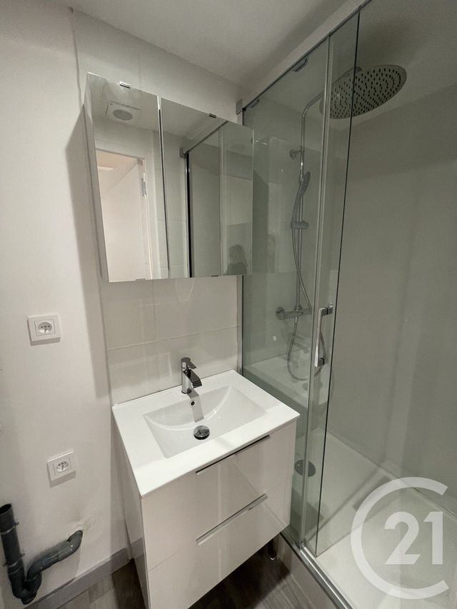 Appartement T1 à louer - 1 pièce - 23.12 m2 - AUBAGNE - 13 - PROVENCE-ALPES-COTE-D-AZUR - Century 21 Agence Beaumond