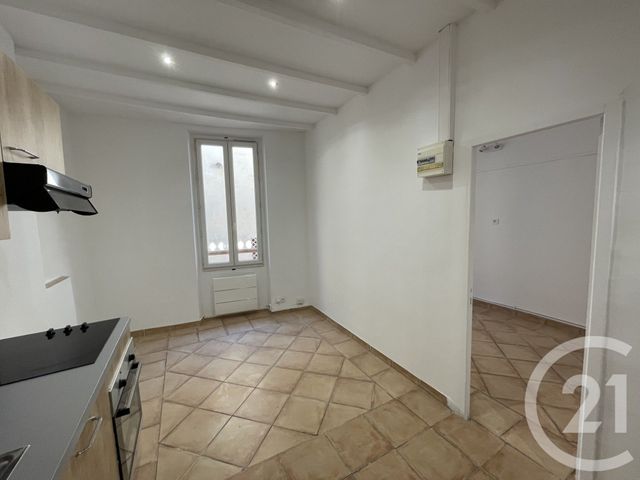 Appartement T1 à louer - 1 pièce - 23.12 m2 - AUBAGNE - 13 - PROVENCE-ALPES-COTE-D-AZUR - Century 21 Agence Beaumond