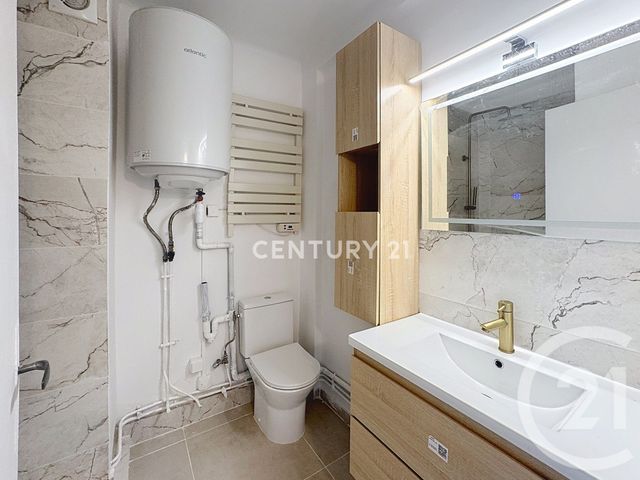 Appartement Studio à louer - 1 pièce - 26.28 m2 - CARNOUX EN PROVENCE - 13 - PROVENCE-ALPES-COTE-D-AZUR - Century 21 Agence Beaumond