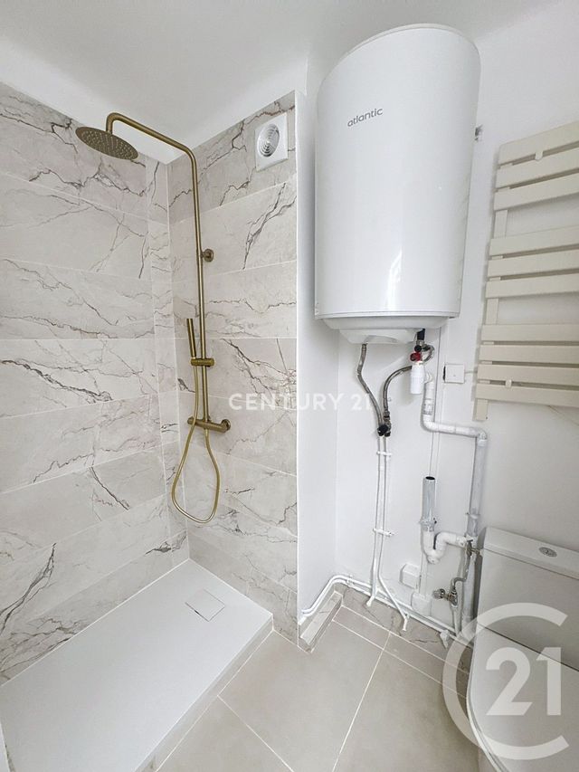 Appartement Studio à louer - 1 pièce - 26.28 m2 - CARNOUX EN PROVENCE - 13 - PROVENCE-ALPES-COTE-D-AZUR - Century 21 Agence Beaumond