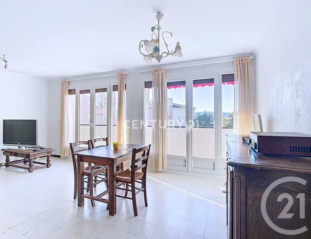 Appartement F3 à vendre - 3 pièces - 74.2 m2 - AUBAGNE - 13 - PROVENCE-ALPES-COTE-D-AZUR - Century 21 Agence Beaumond