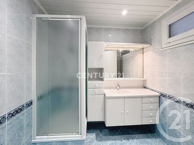 Appartement T3 à louer - 3 pièces - 66.91 m2 - AUBAGNE - 13 - PROVENCE-ALPES-COTE-D-AZUR - Century 21 Agence Beaumond