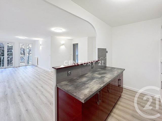 Appartement T3 à louer - 3 pièces - 66.91 m2 - AUBAGNE - 13 - PROVENCE-ALPES-COTE-D-AZUR - Century 21 Agence Beaumond