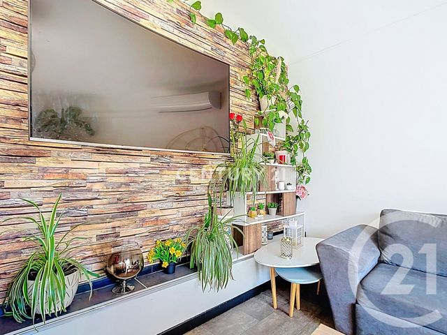 Appartement F4 à vendre - 4 pièces - 74.0 m2 - AUBAGNE - 13 - PROVENCE-ALPES-COTE-D-AZUR - Century 21 Agence Beaumond