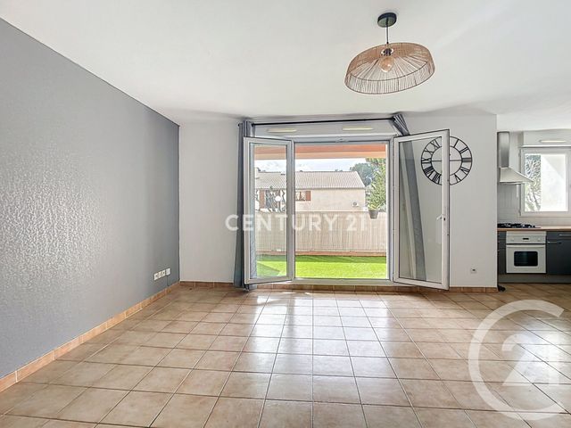 Appartement T3 à vendre - 3 pièces - 73.71 m2 - ROQUEVAIRE - 13 - PROVENCE-ALPES-COTE-D-AZUR - Century 21 Agence Beaumond