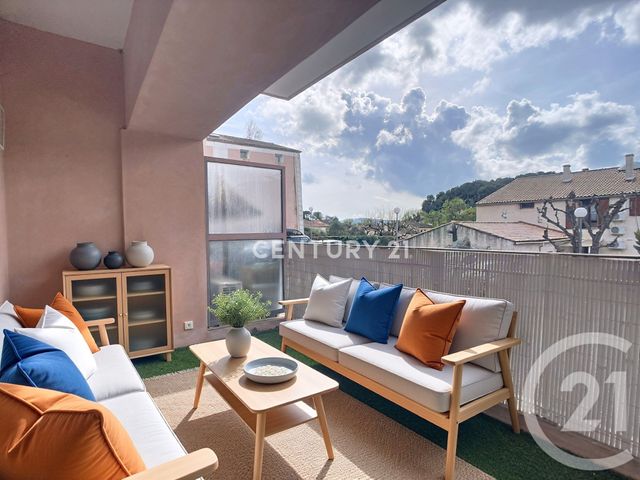 Appartement T3 à vendre - 3 pièces - 73.71 m2 - ROQUEVAIRE - 13 - PROVENCE-ALPES-COTE-D-AZUR - Century 21 Agence Beaumond