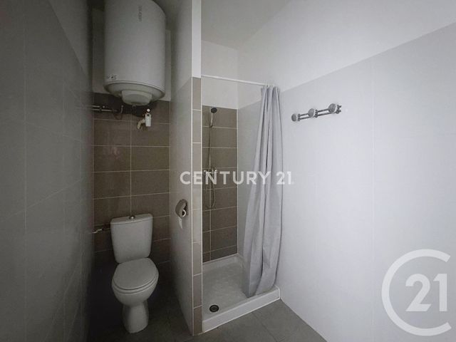 Appartement T1 à louer - 1 pièce - 25.6 m2 - AUBAGNE - 13 - PROVENCE-ALPES-COTE-D-AZUR - Century 21 Agence Beaumond