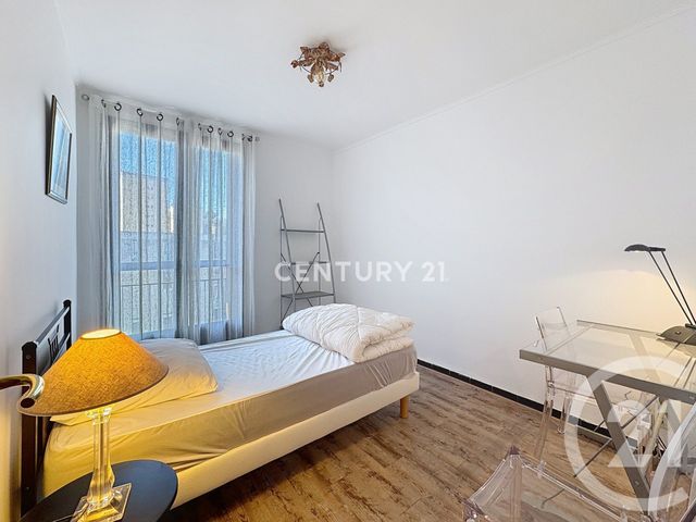 Appartement T3 à louer - 3 pièces - 70.7 m2 - AUBAGNE - 13 - PROVENCE-ALPES-COTE-D-AZUR - Century 21 Agence Beaumond