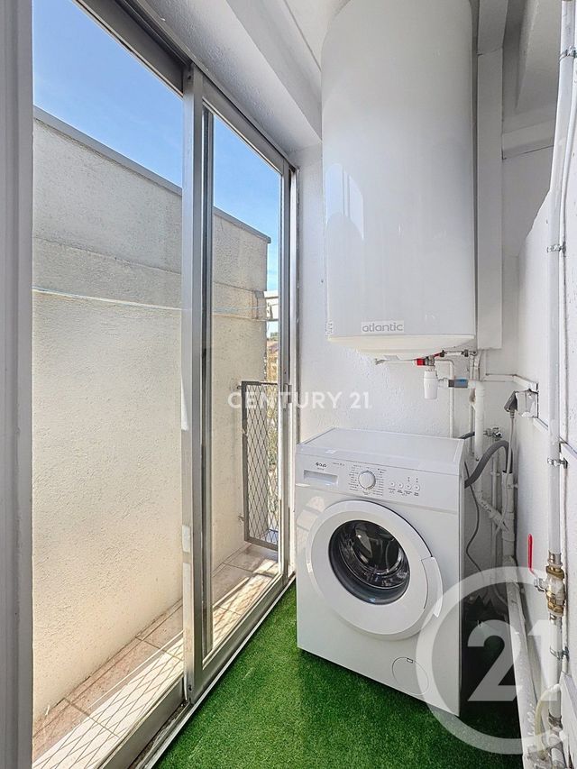 Appartement T3 à louer - 3 pièces - 70.7 m2 - AUBAGNE - 13 - PROVENCE-ALPES-COTE-D-AZUR - Century 21 Agence Beaumond